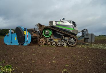 AgBot autonomais traktors