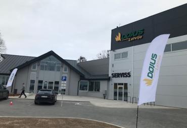 DOJUS Latvija atklāj jauno Saldus centru