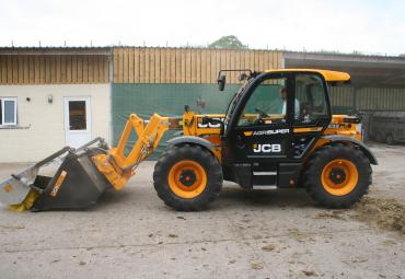 JCB Loadall kompaktais iekrāvējs ar DualTech VT