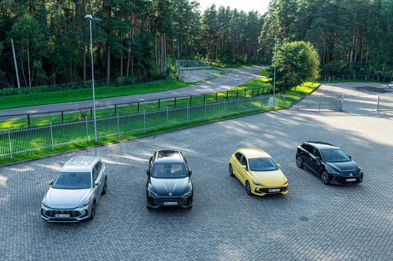 Prezentē auto zīmolu MG