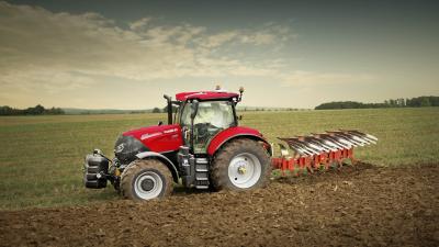 Case IH atjaunina Maxxum un Puma