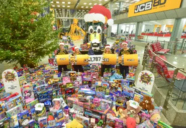 JCB darbinieku Ziemassvētku akcija