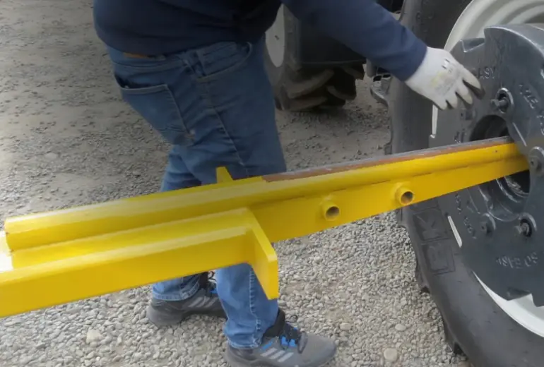 Quicke atsvari un bamperi