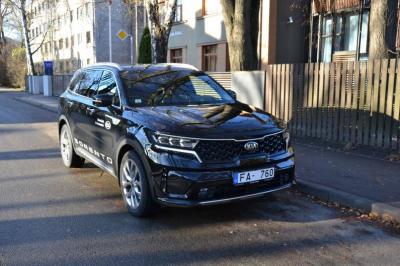 Kia Sorento testa brauciens