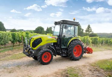 Claas modernizējis Nexos traktorus