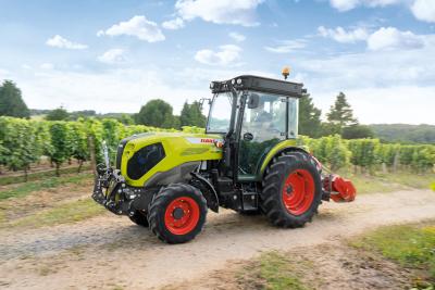 Claas modernizējis Nexos traktorus