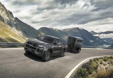 Toyota Hilux versija GR SPORT