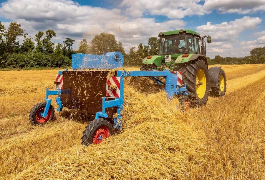 Mobilais siena un salmu attīrītājs