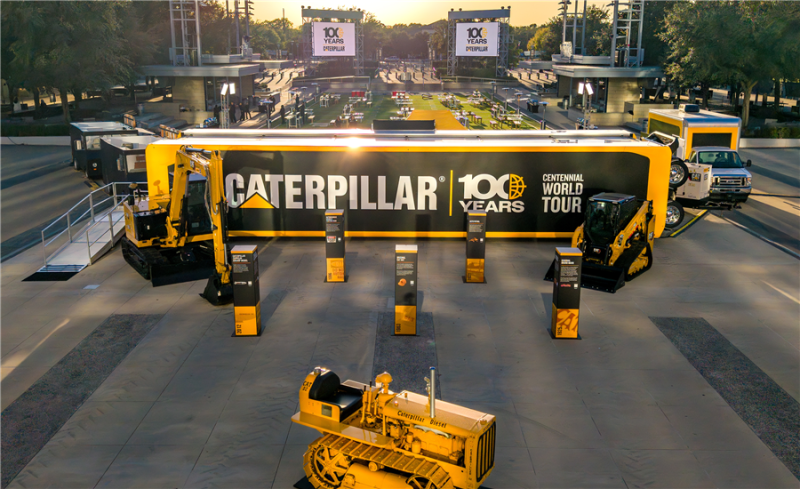 Caterpillar svin 100 gadu jubileju