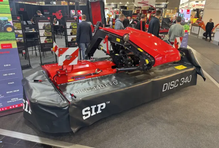 Jaunas SIP pļaujmašīnas un ārdītājs