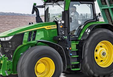 John Deere 7R jaunais flagmanis