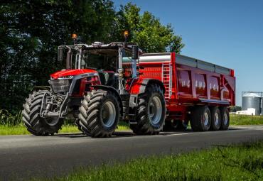 Massey Ferguson jaunā 8S sērija