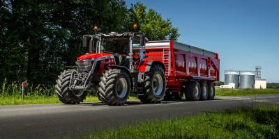 Massey Ferguson jaunā 8S sērija