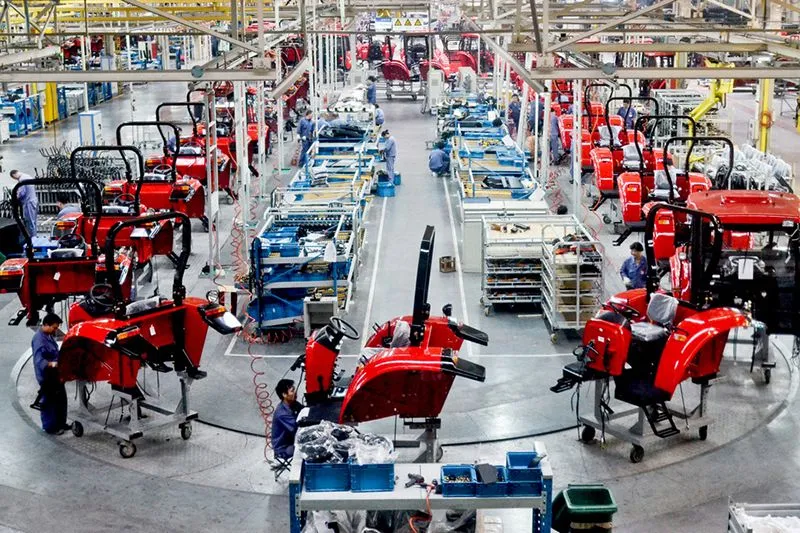 Pasaules traktoru tirgus krities par 8%