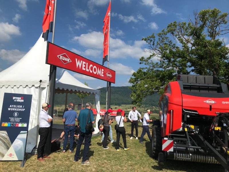 FOTOREPORTĀŽA: Kuhn preses dienas Francijā