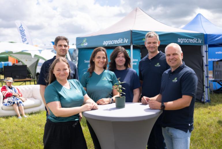 AgroCredit Latvia pievēršas meža nozarei
