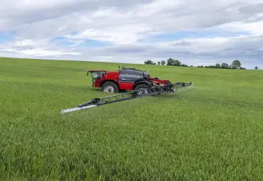Horsch Leeb sākuma līmeņa pašgājējsmidzinātājs