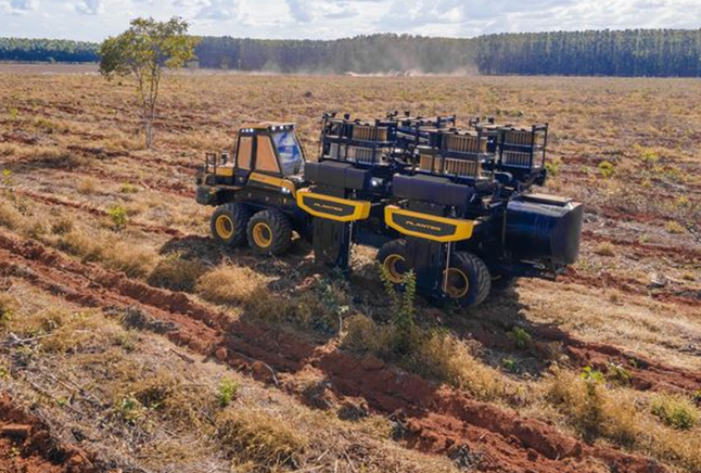 Ponsse Buffalo Planter koku stādītājs