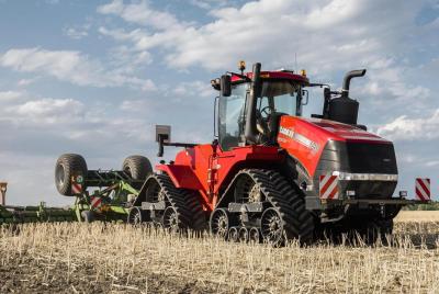 Gaidāms jaunais Case IH Quadtrac