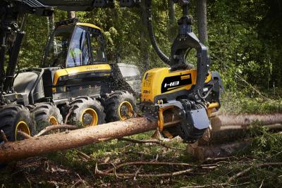 Ponsse jaunās paaudzes harvestera galva H8