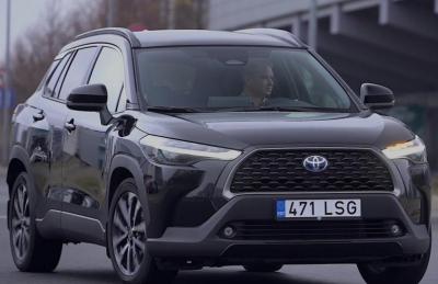 Toyota Corolla Cross pirmais brauciens – VIDEO