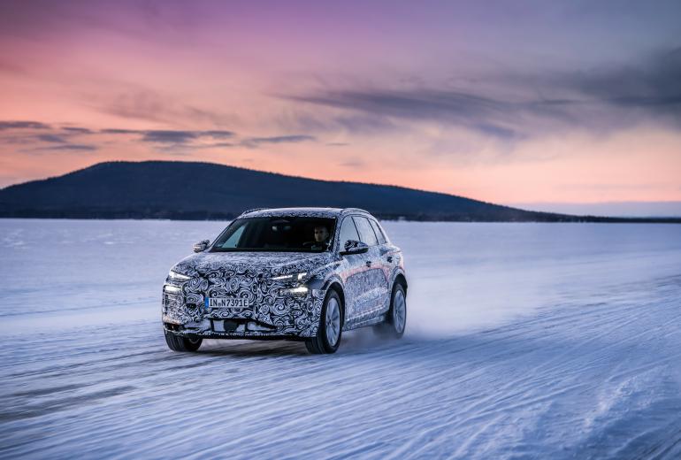 Audi testē Q6 e-tron prototipu