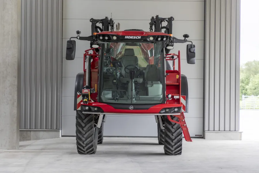 Jauna kabīne Horsch Leeb smidzinātājiem