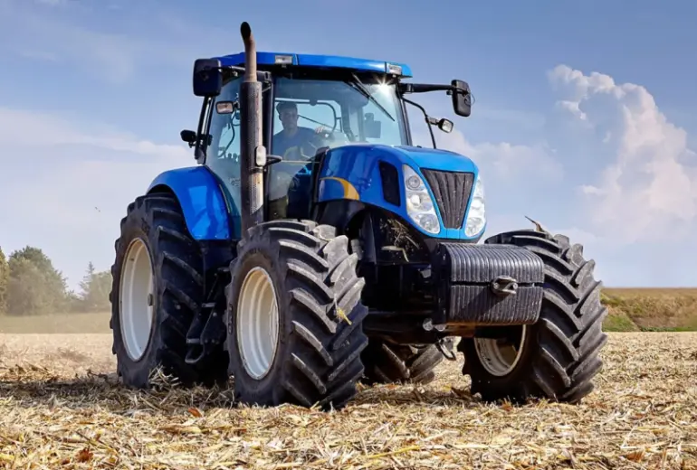 BKT riepas pavasara lauku darbiem