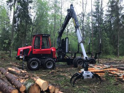 Komatsu 835TX demonstrācija Tīnūžos