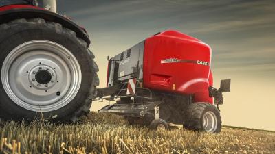 Case IH atjaunina fiksētās kameras presi