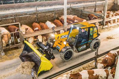 Teleskopiskais iekrāvējs JCB 525-60 E