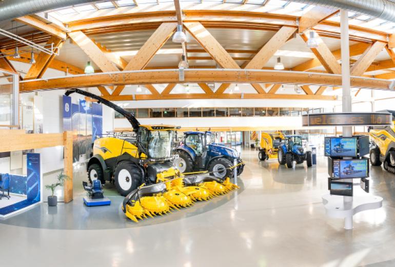 New Holland Zedelgemas rūpnīca svin 120 gadu jubileju