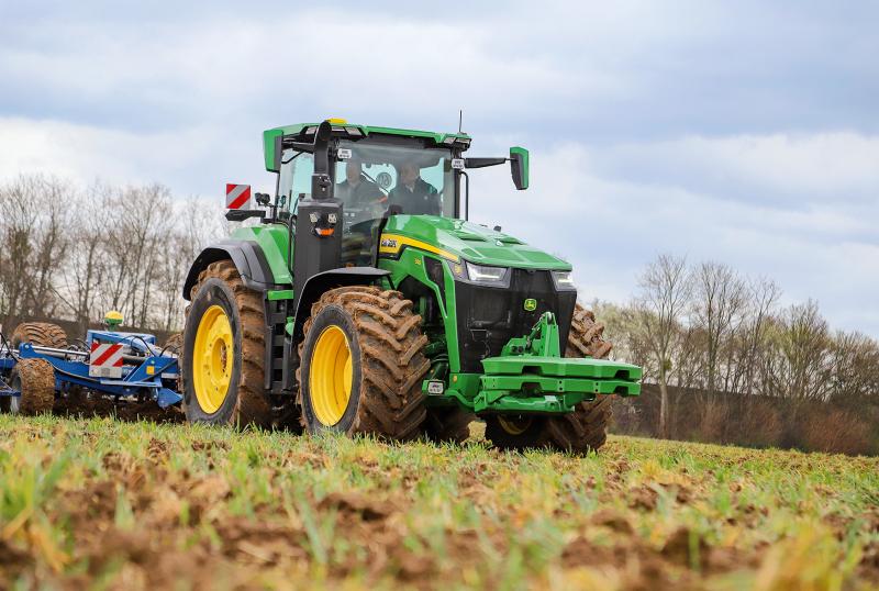 PROFI TESTS: John Deere 8R 540 eAutoPower 