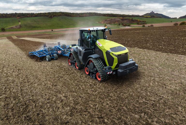 Claas Xerion 12.650 Terra Trac – VIDEO