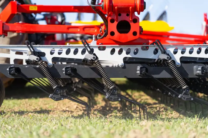 Pöttinger atjaunina Tinecare ecēšas