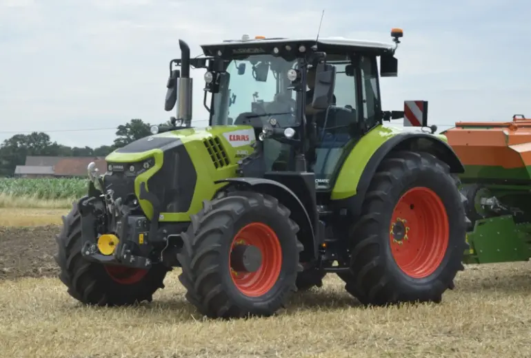 Claas Arion jaunā 5. sērija