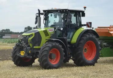 Claas Arion jaunā 5. sērija