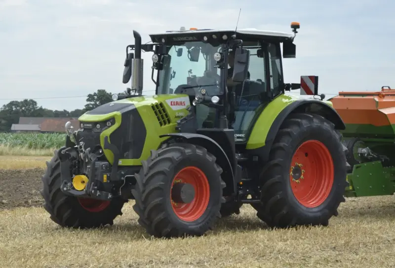 Claas Arion jaunā 5. sērija